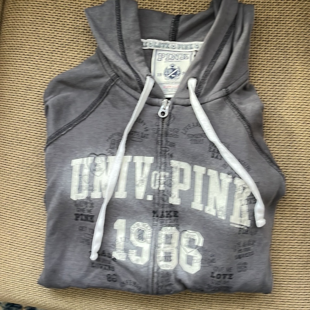 NWOT gray “University of Pink”  peace/ love hoodie